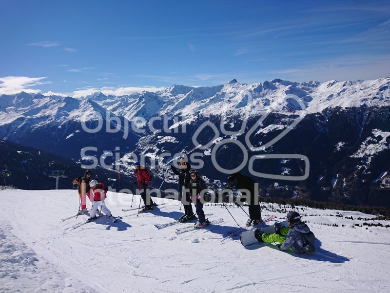 Keywords: neige,ados,ski,soleil,paysage montagne