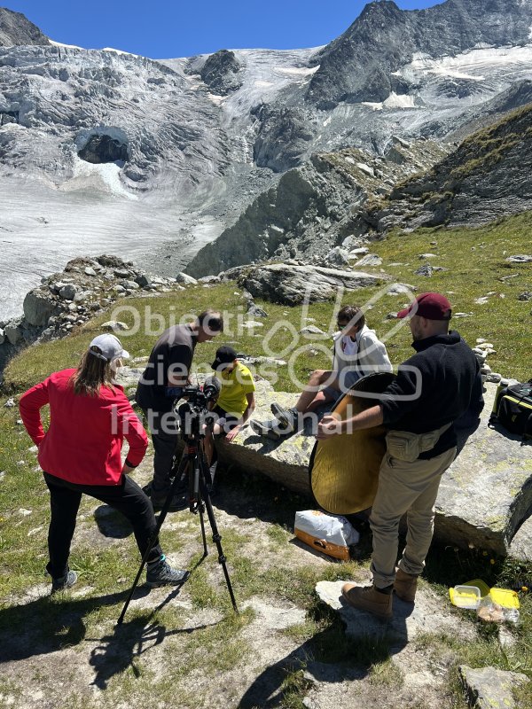 Keywords: Groupe,nature,suisse,glacier